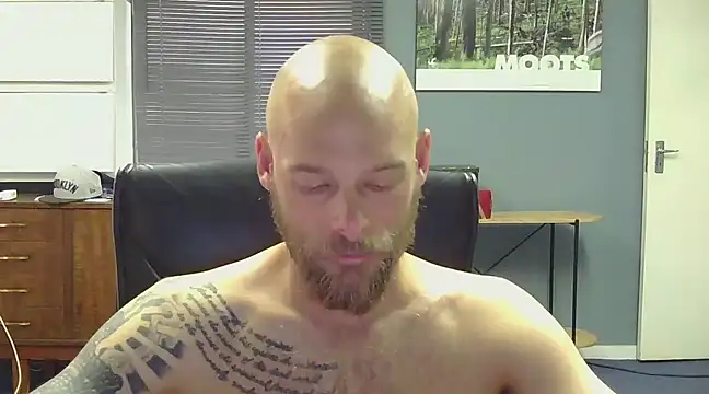 Snapshot of jjameson411 chatting on March 15, 2025, 7:31 am jjameson411 online show from March 15, 2025, 7:31 am
