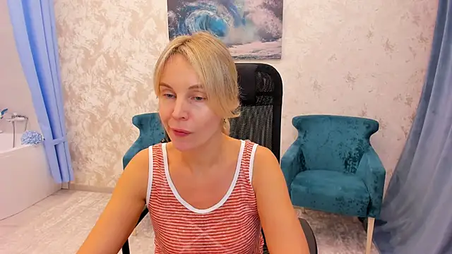 Snapshot of Sinty_Devis chatting on March 7, 2025, 3:07 pm Sinty Devis online show from March 7, 2025, 3:07 pm