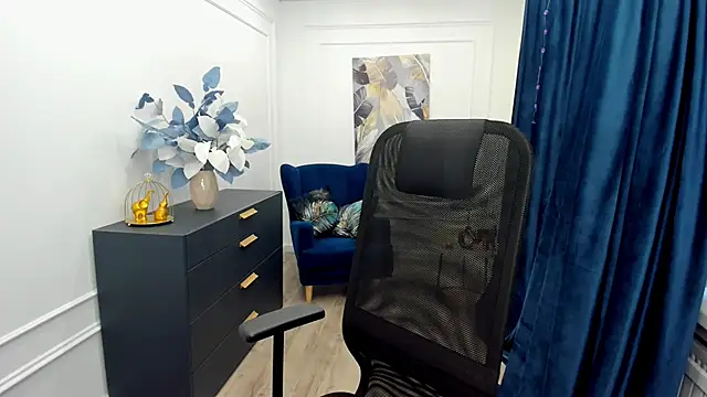 Snapshot of Sinty_Devis chatting on November 23, 2025, 11:42 am Sinty Devis online show from November 23, 2025, 11:42 am