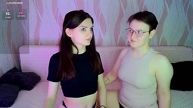  crazy baby  online show from October 6, 2025, 7:14 pm