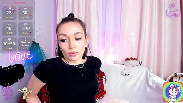 jessica tiny online show from May 6, 2026, 2:04 am