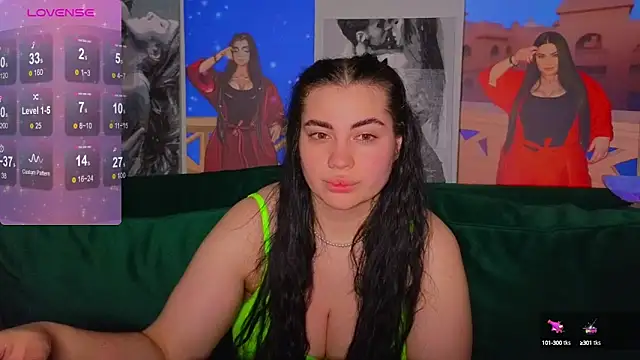 Snapshot of Nikki_Kardashian chatting on December 5, 2024, 9:44 pm Nikki Kardashian online show from December 5, 2024, 9:44 pm