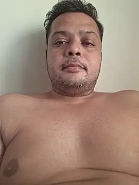 Snapshot of dirtybearr chatting on November 22, 2025, 9:19 am dirtybearr online show from November 22, 2025, 9:19 am