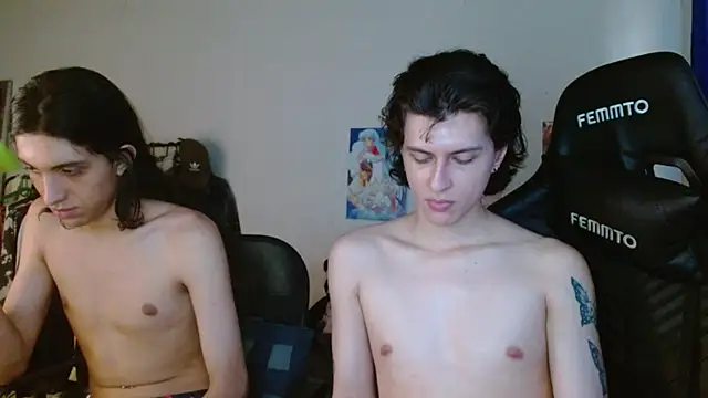 Snapshot of angelitofemboy chatting on February 1, 2025, 2:24 pm angelitofemboy online show from February 1, 2025, 2:24 pm