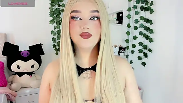Snapshot of cattriona_muller chatting on June 18, 2026, 5:06 am cattriona muller online show from June 18, 2026, 5:06 am