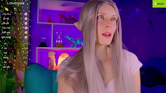 Snapshot of Flash_Summer chatting on November 23, 2025, 12:31 am Flash Summer online show from November 23, 2025, 12:31 am