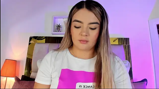 emmy r online show from October 7, 2025, 12:06 pm