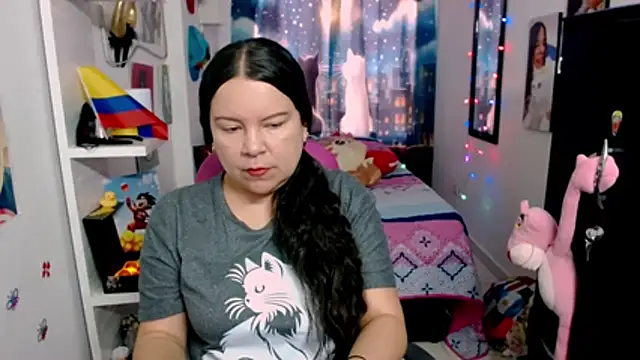 Snapshot of claryssa_ chatting on August 7, 2026, 12:44 pm claryssa online show from August 7, 2026, 12:44 pm