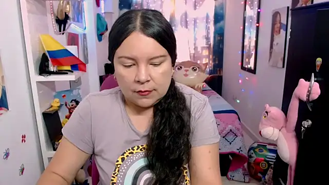 Snapshot of claryssa_ chatting on August 5, 2026, 7:52 pm claryssa online show from August 5, 2026, 7:52 pm