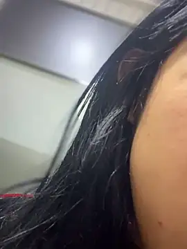 Snapshot of emily_rosse04 chatting on October 27, 2025, 1:01 pm emily rosse04 online show from October 27, 2025, 1:01 pm