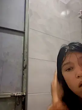 Snapshot of emily_rosse04 chatting on November 6, 2025, 11:03 am emily rosse04 online show from November 6, 2025, 11:03 am