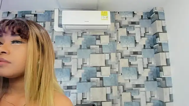 angel dthroatt online show from February 19, 2026, 12:13 pm