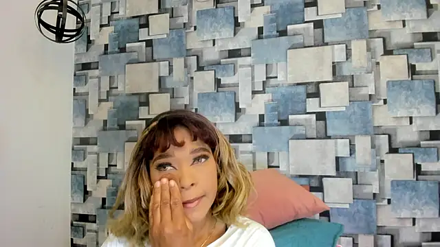 angel dthroatt online show from April 23, 2026, 12:11 pm