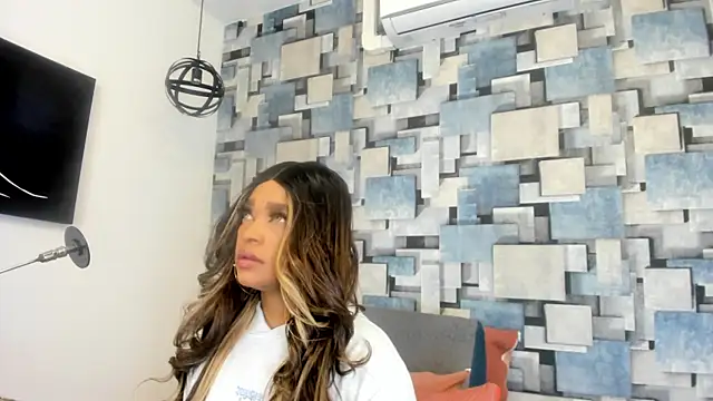 Snapshot of angel_dthroatt chatting on June 12, 2026, 12:03 pm angel dthroatt online show from June 12, 2026, 12:03 pm