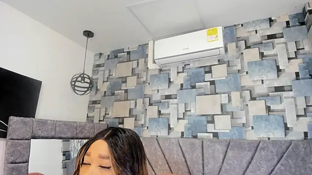 Snapshot of angel_dthroatt chatting on July 11, 2026, 12:05 pm angel dthroatt online show from July 11, 2026, 12:05 pm