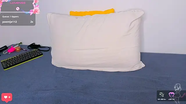 Snapshot of Turkish_Latina chatting on November 13, 2025, 4:27 am Turkish Latina online show from November 13, 2025, 4:27 am