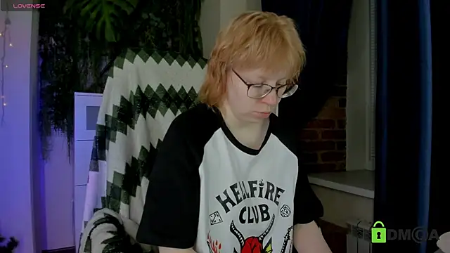 Snapshot of Melissa_Wells chatting on April 4, 2026, 8:37 pm Melissa Wells online show from April 4, 2026, 8:37 pm
