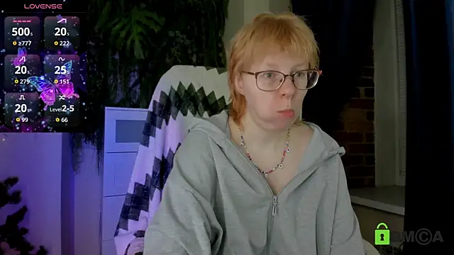 Snapshot of Melissa_Wells chatting on April 3, 2026, 9:10 pm Melissa Wells online show from April 3, 2026, 9:10 pm