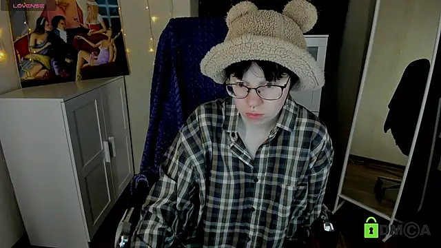 Snapshot of Melissa_Wells chatting on October 16, 2025, 9:56 pm Melissa Wells online show from October 16, 2025, 9:56 pm