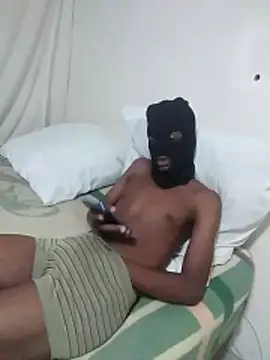 sliimblackdick online show from February 5, 2026, 7:32 pm