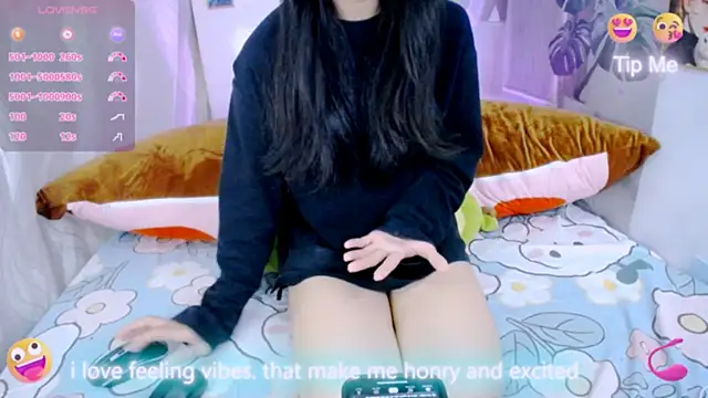 Ly   online show from February 25, 2026, 3:18 am