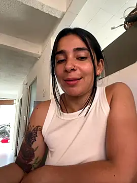 Snapshot of Meganmilk1 chatting on November 12, 2025, 3:38 pm Meganmilk1 online show from November 12, 2025, 3:38 pm