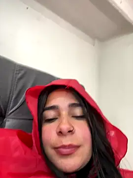 Snapshot of Meganmilk1 chatting on October 31, 2025, 3:30 pm Meganmilk1 online show from October 31, 2025, 3:30 pm