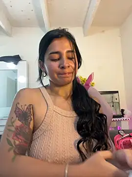 Snapshot of Meganmilk1 chatting on October 16, 2025, 3:53 pm Meganmilk1 online show from October 16, 2025, 3:53 pm