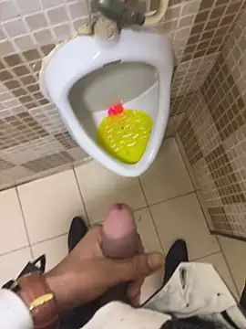 Snapshot of hitlar1026 chatting on December 2, 2025, 12:40 pm hitlar1026 online show from December 2, 2025, 12:40 pm