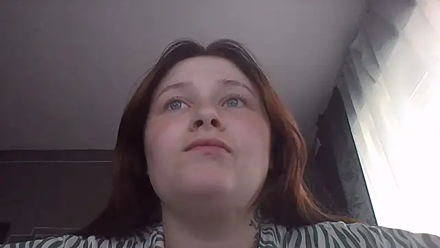 Snapshot of Light_Luna chatting on June 13, 2026, 2:15 pm Light Luna online show from June 13, 2026, 2:15 pm