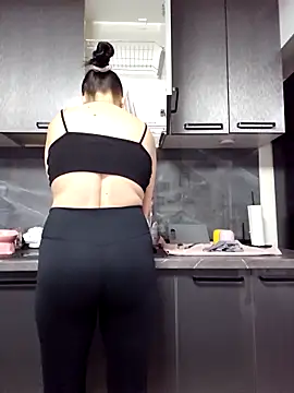 Snapshot of AnaFoxxy chatting on April 2, 2026, 2:02 pm AnaFoxxy online show from April 2, 2026, 2:02 pm