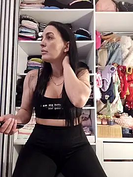 Snapshot of AnaFoxxy chatting on March 17, 2026, 8:50 am AnaFoxxy online show from March 17, 2026, 8:50 am