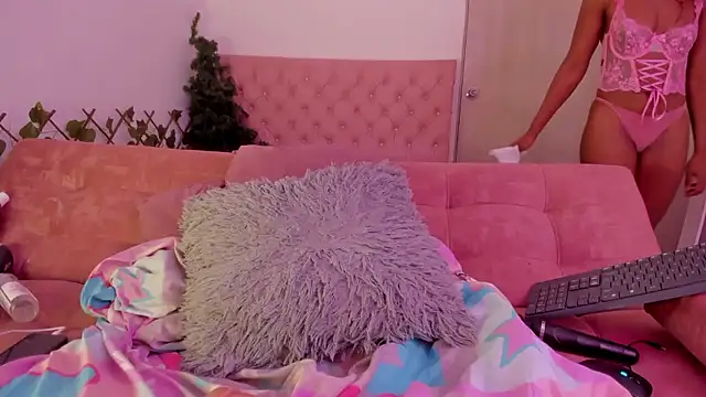 kimmysantoo online show from January 13, 2026, 1:53 am