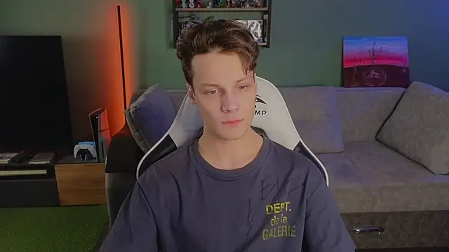 TeddyLiLboy online show from November 27, 2025, 5:35 pm