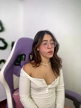 BlairVicent online show from December 31, 2024, 3:53 pm