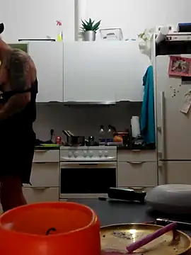 eltoulou online show from February 20, 2025, 6:03 pm