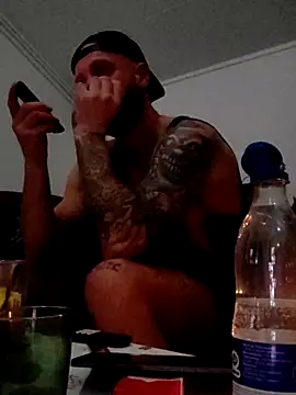 eltoulou online show from March 4, 2025, 8:38 pm