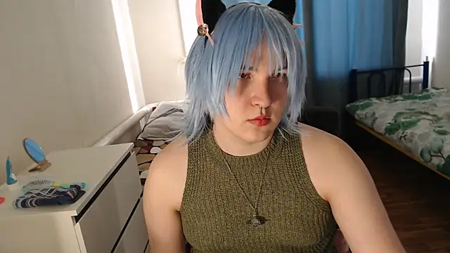 EvaMiron online show from January 14, 2026, 7:12 am