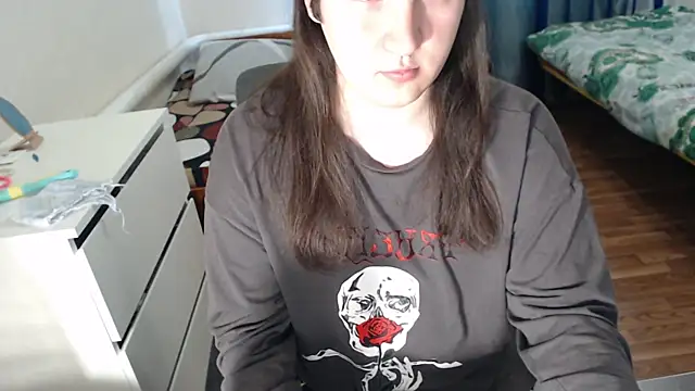 EvaMiron online show from December 19, 2025, 7:22 am