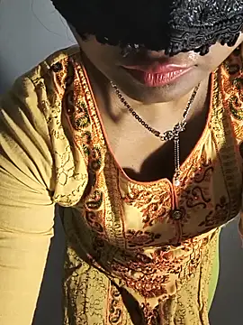 FANTASY QUEEN 07 online show from June 17, 2026, 2:22 am