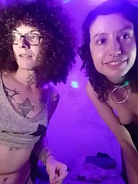 Snapshot of SuccubusTatuada chatting on February 18, 2026, 2:31 am SuccubusTatuada online show from February 18, 2026, 2:31 am