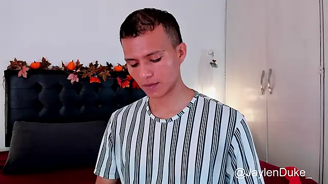 jaylen and duke online show from October 22, 2025, 11:09 am