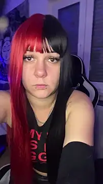 Snapshot of kinkygirl420x chatting on October 8, 2025, 8:09 pm kinkygirl420x online show from October 8, 2025, 8:09 pm