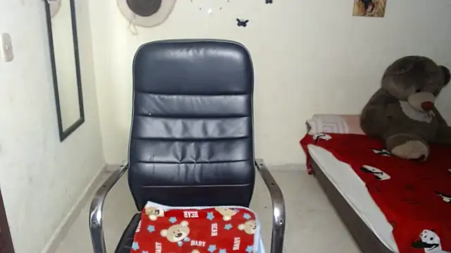 Snapshot of Debora_1_2_3 chatting on March 14, 2026, 2:17 am Debora 1 2 3 online show from March 14, 2026, 2:17 am