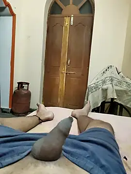 Snapshot of Ashish02345 chatting on February 23, 2025, 5:39 pm Ashish02345 online show from February 23, 2025, 5:39 pm