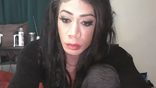 Snapshot of CaramelDipper chatting on February 24, 2026, 4:35 am CaramelDipper online show from February 24, 2026, 4:35 am