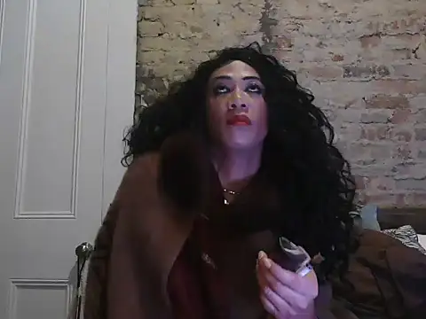 Snapshot of CaramelDipper chatting on March 16, 2026, 12:29 am CaramelDipper online show from March 16, 2026, 12:29 am