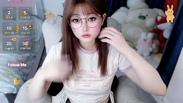 Snapshot of Sweet-18wanwan chatting on April 25, 2026, 4:15 am Sweet-18wanwan online show from April 25, 2026, 4:15 am