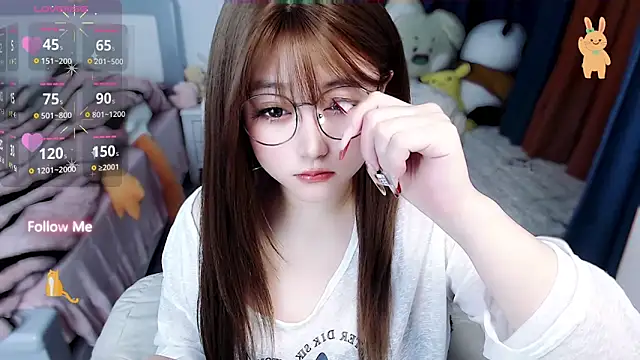 Snapshot of Sweet-18wanwan chatting on November 6, 2025, 1:15 pm Sweet-18wanwan online show from November 6, 2025, 1:15 pm