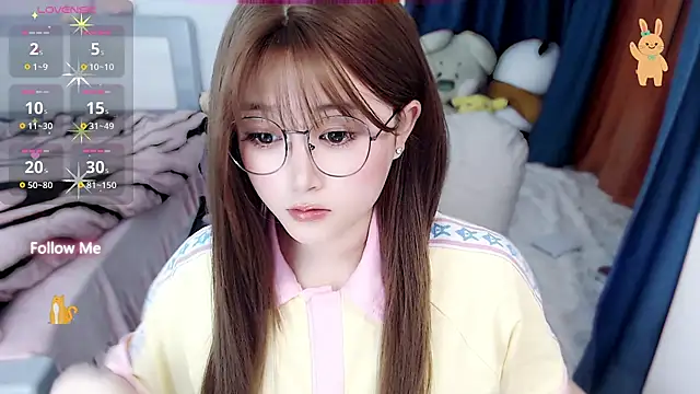 Snapshot of Sweet-18wanwan chatting on November 26, 2025, 1:11 pm Sweet-18wanwan online show from November 26, 2025, 1:11 pm